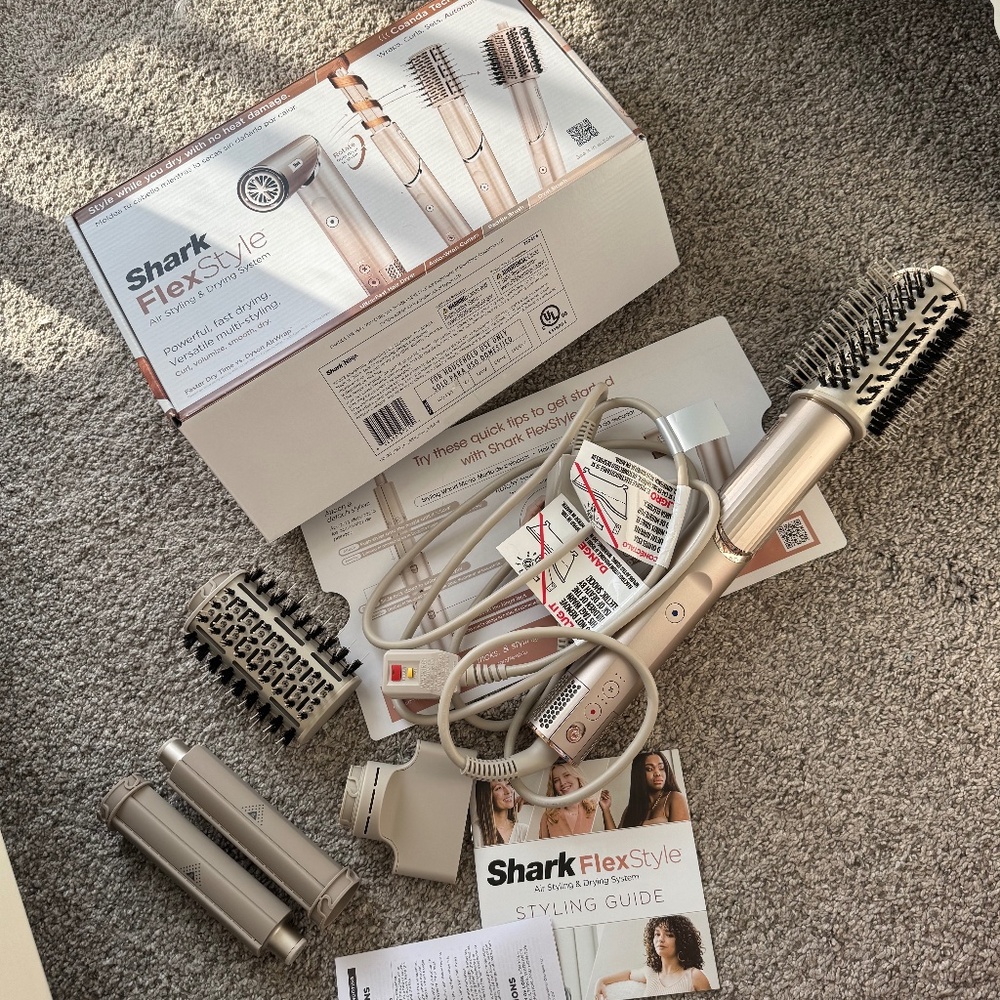 Shark hair styler